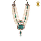 The-Vintage-Voyage-Royal-Vintage-Pearl-Necklace-with-179-carat-Natural-Emerald-3