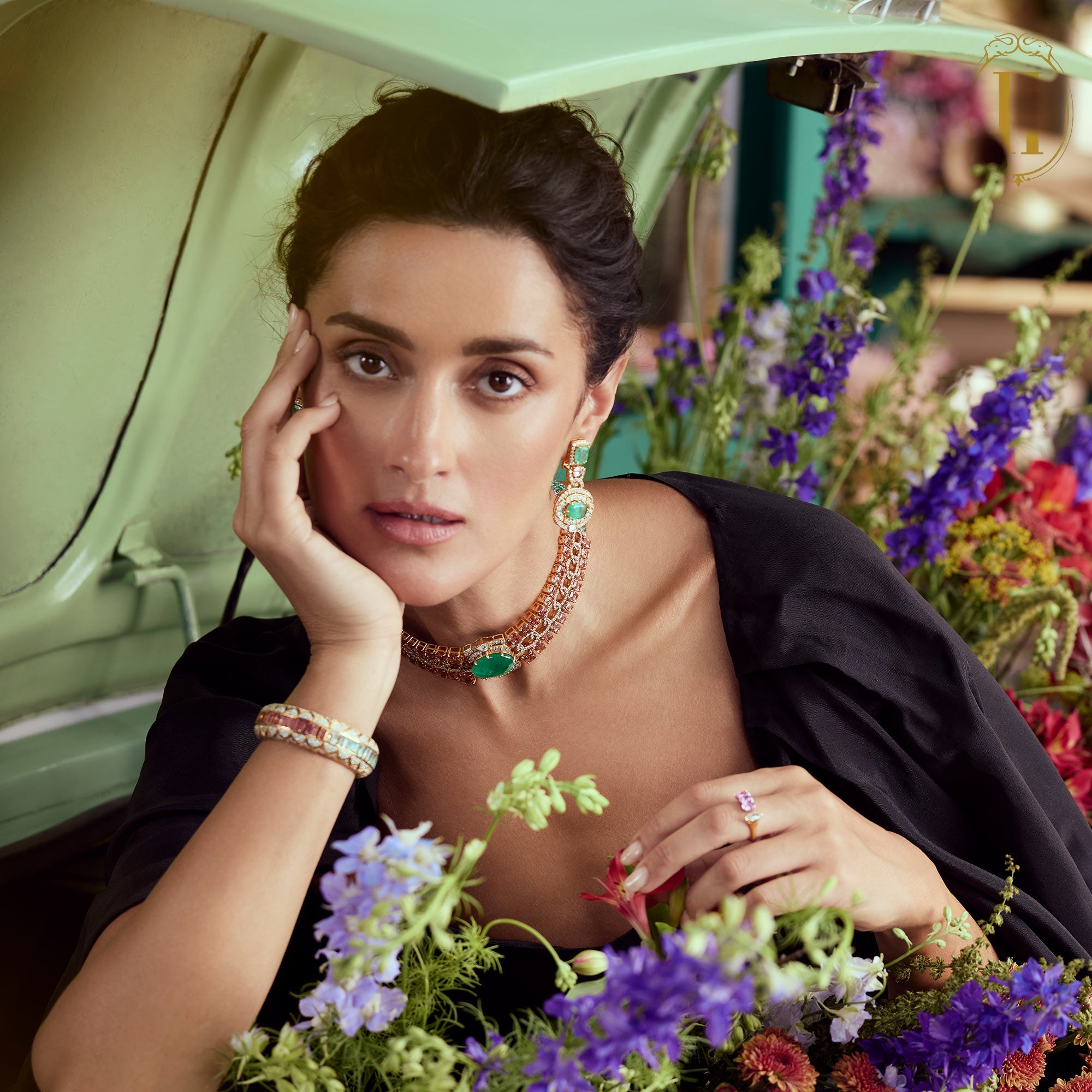 Spring-Summer-2025-Emerald-and-Diamond-Polki-Choker-2